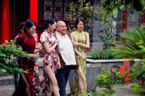 高中毕业证白底可以吗